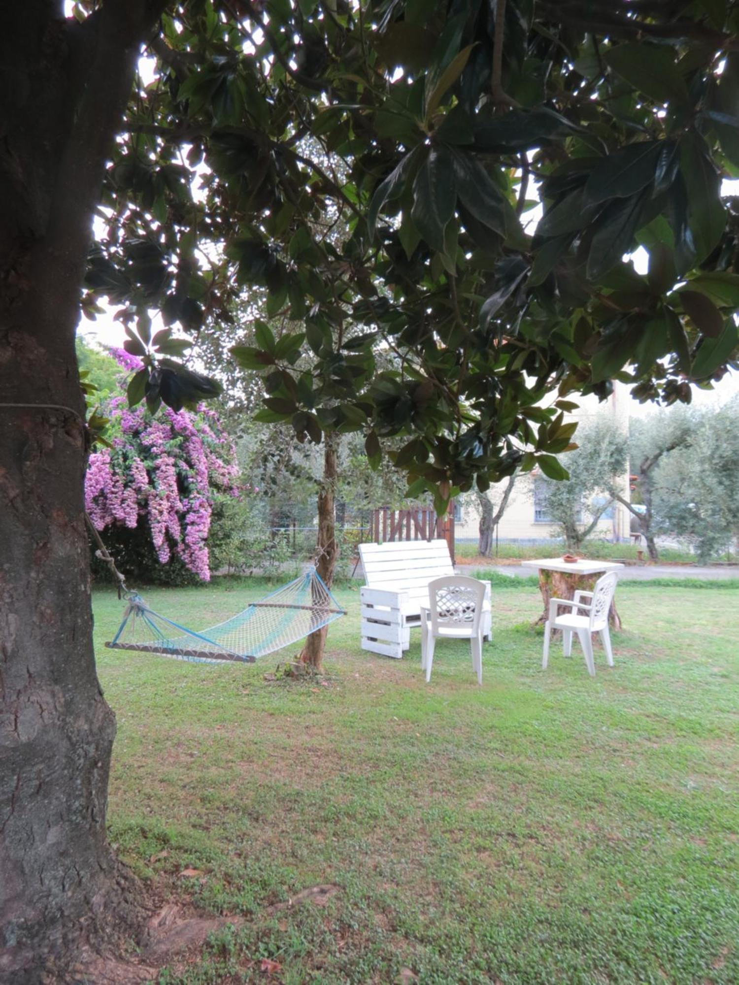 Casa Vacanze “Bouganville” Loc Avane Pisa Vecchiano Exterior foto