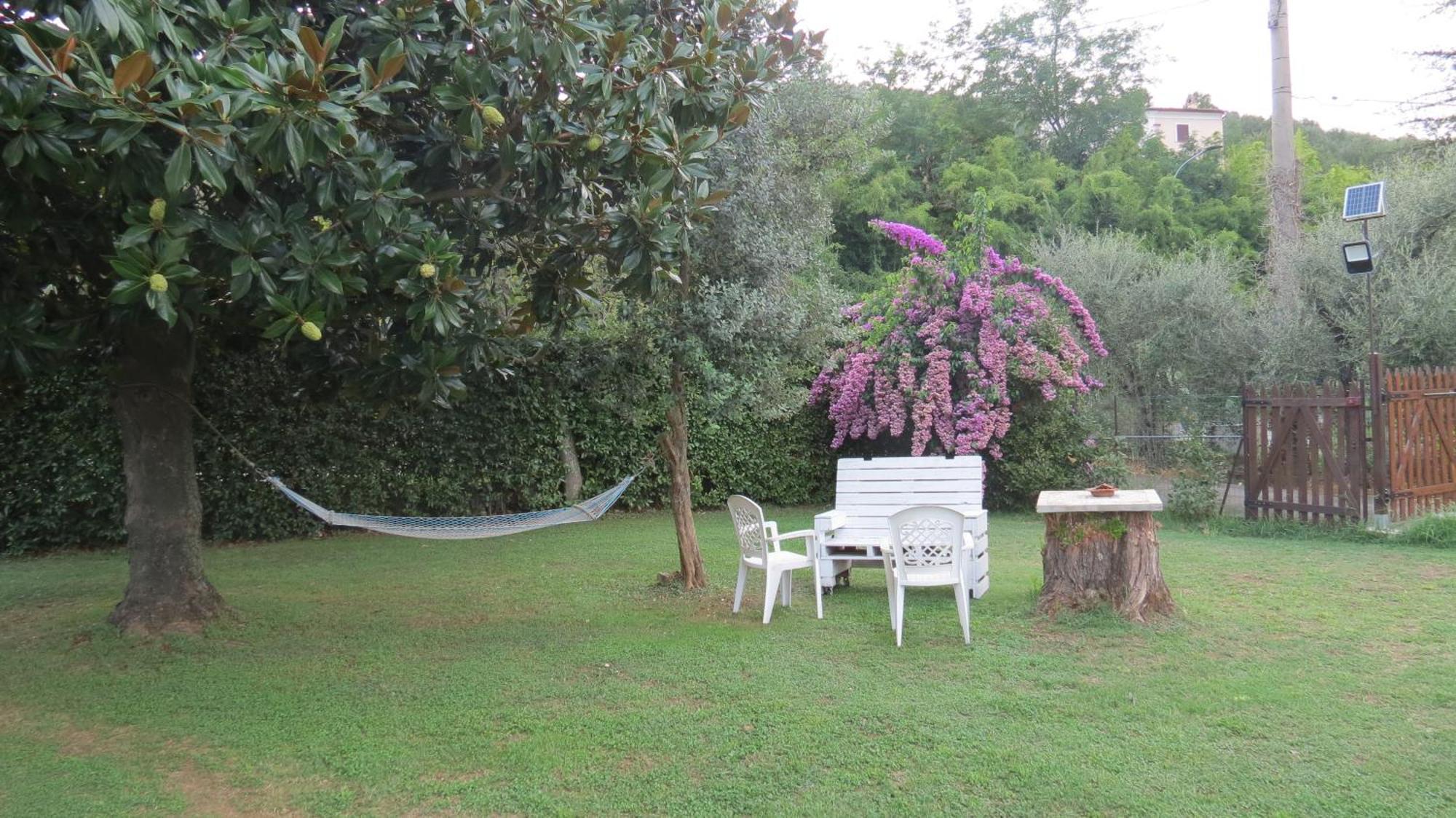 Casa Vacanze “Bouganville” Loc Avane Pisa Vecchiano Exterior foto
